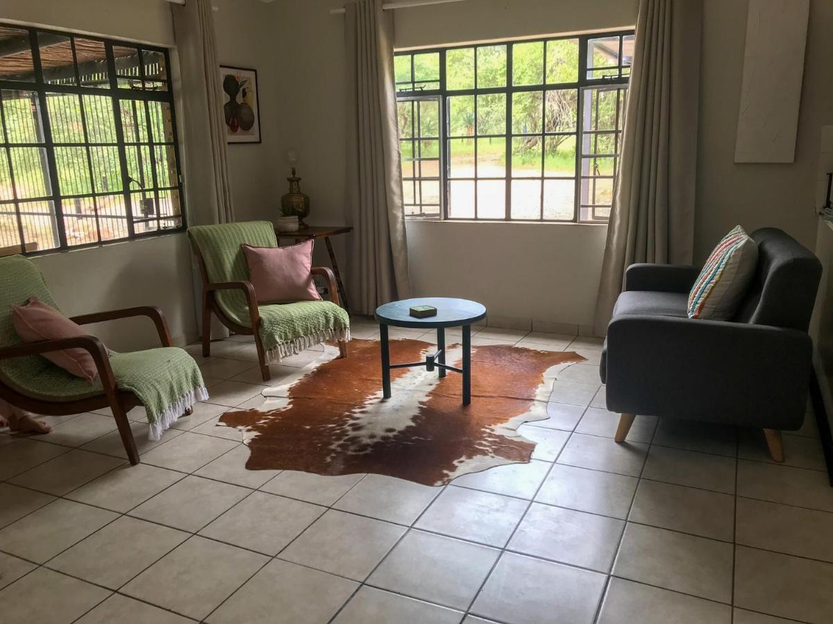 Hello Kruger Hideaway Cottage & Skilpad Studio Marloth Park Extérieur photo