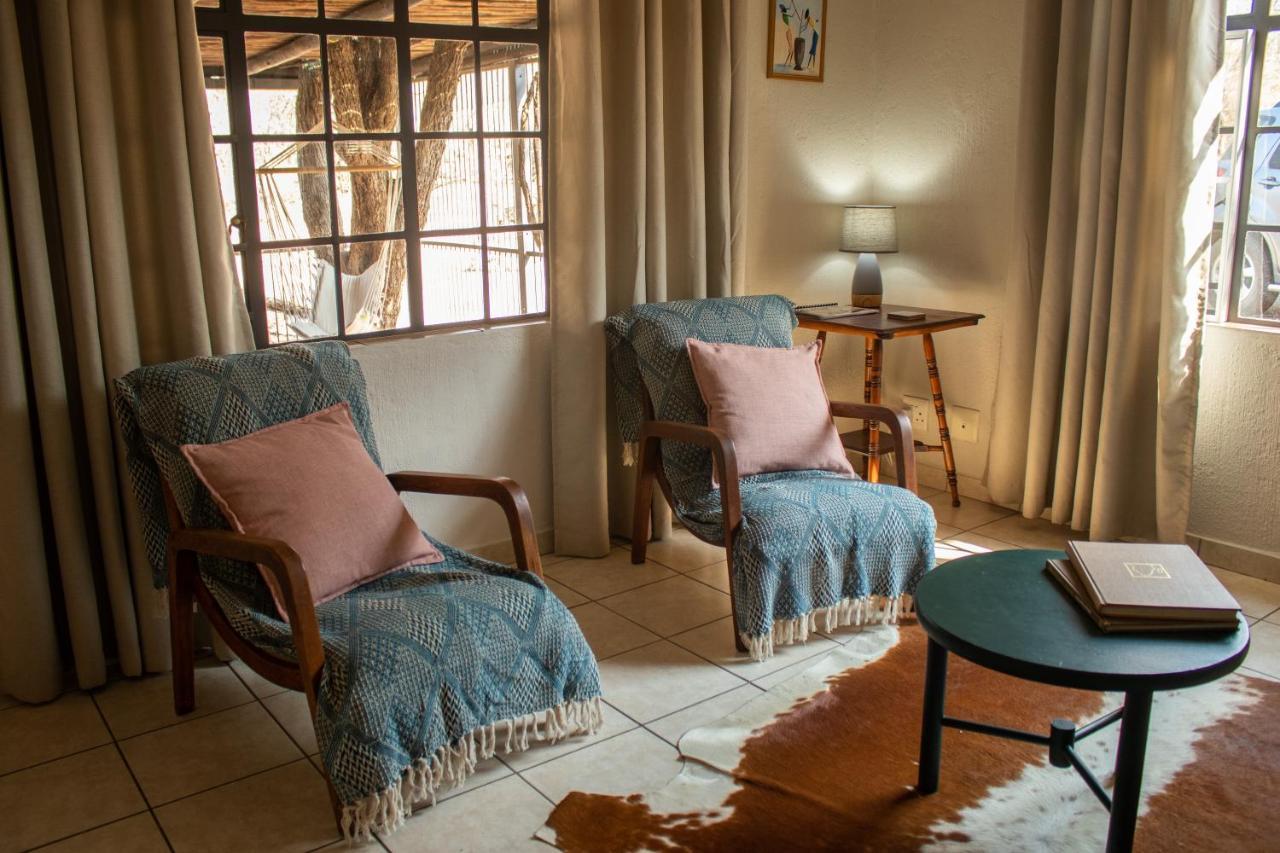 Hello Kruger Hideaway Cottage & Skilpad Studio Marloth Park Extérieur photo