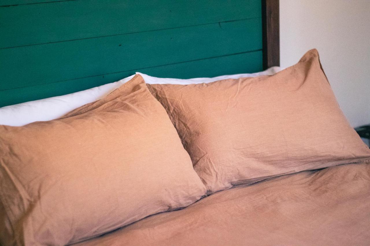 Hello Kruger Hideaway Cottage & Skilpad Studio Marloth Park Extérieur photo